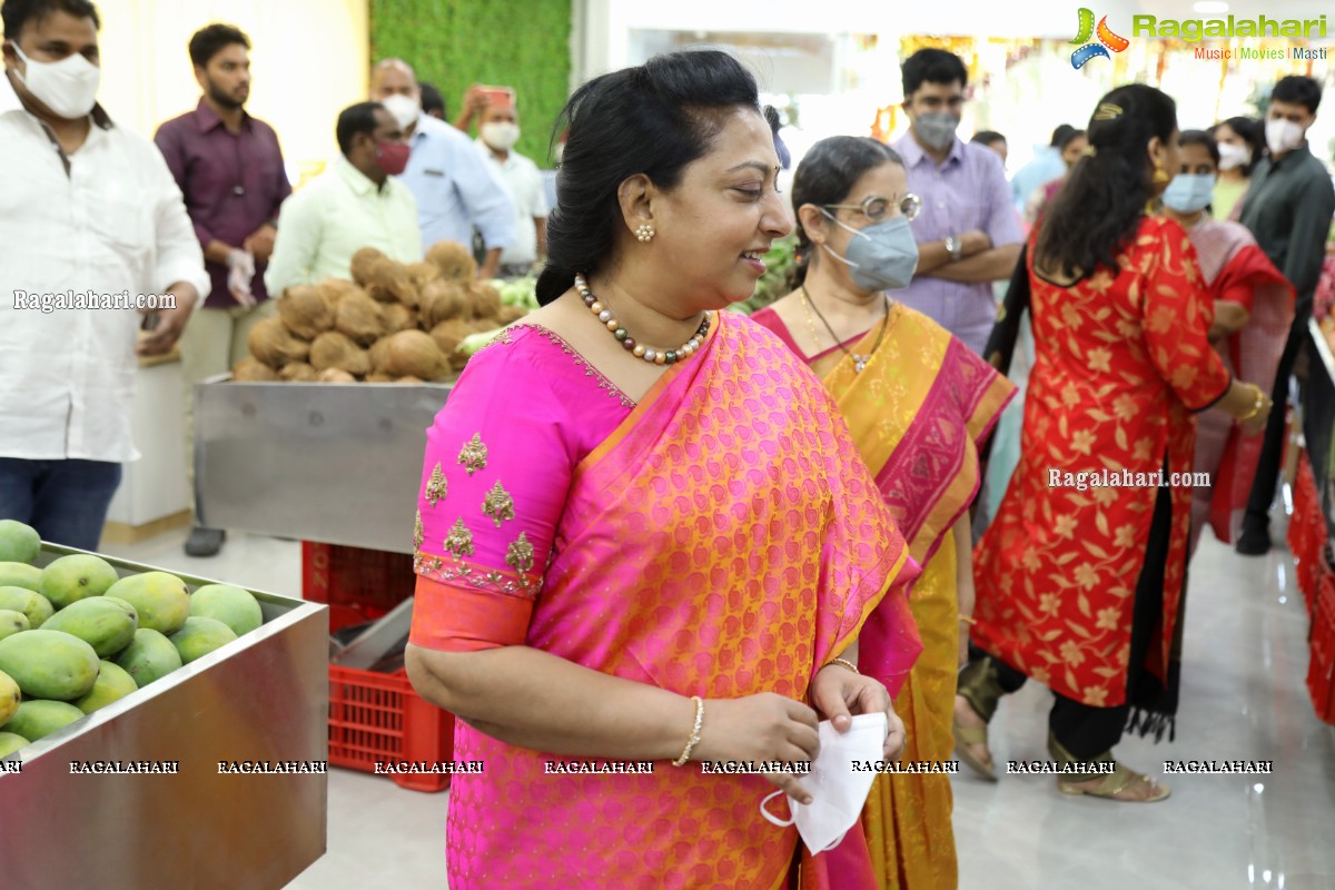 Nandamuri Vasundhara Devi Inaugurates Pure-O-Natural Fruits and Vegetables 33rd Outlet at Kokapet, Hyderabad