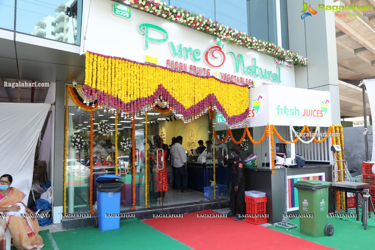 Nandamuri Vasundhara Devi Inaugurates Pure-O-Natural Fruits and Vegetables 33rd Outlet at Kokapet, Hyderabad