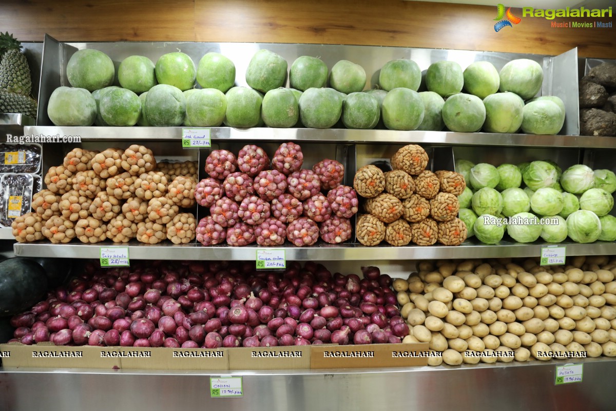 Nandamuri Vasundhara Devi Inaugurates Pure-O-Natural Fruits and Vegetables 33rd Outlet at Kokapet, Hyderabad