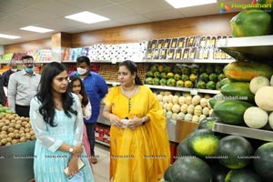 Pure-O-Natural Fruits and Vegetables at Q City