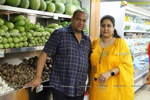 Pure-O-Natural Fruits and Vegetables at Q City