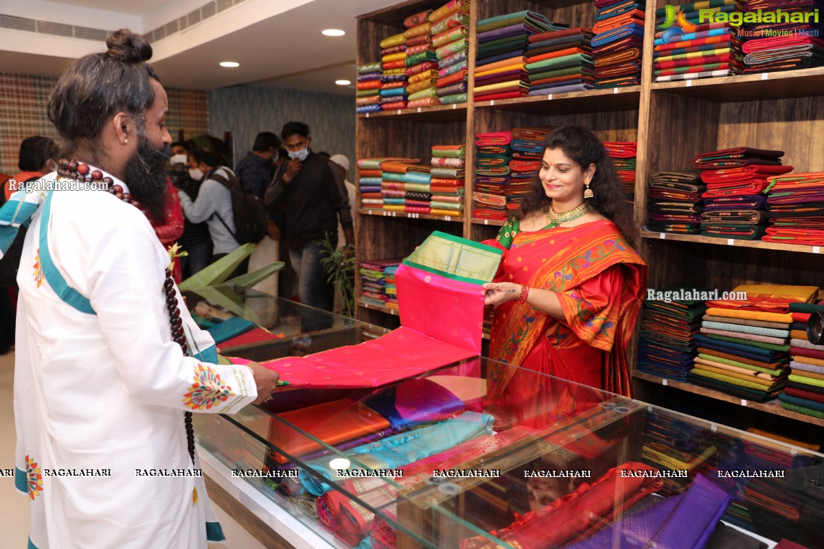 Shree Vaidiki Silks Designer Studio Launch at Dwaraka Square, Film Nagar