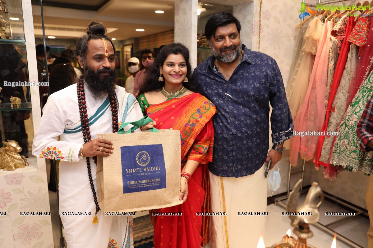 Shree Vaidiki Silks Designer Studio Launch at Dwaraka Square, Film Nagar