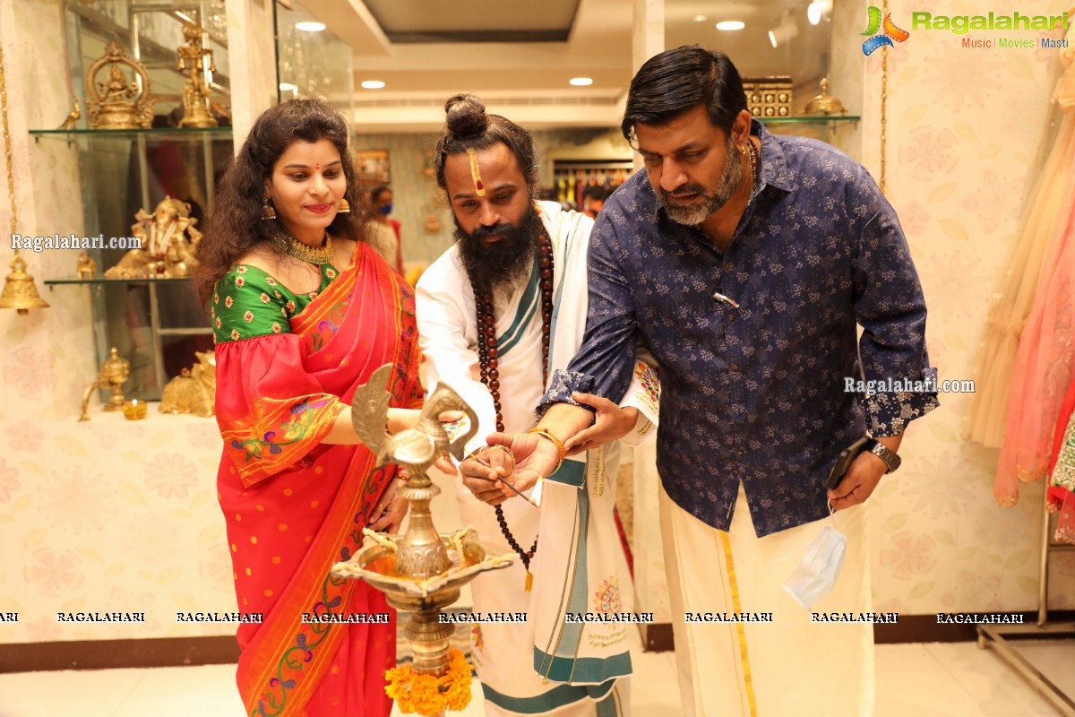 Shree Vaidiki Silks Designer Studio Launch at Dwaraka Square, Film Nagar