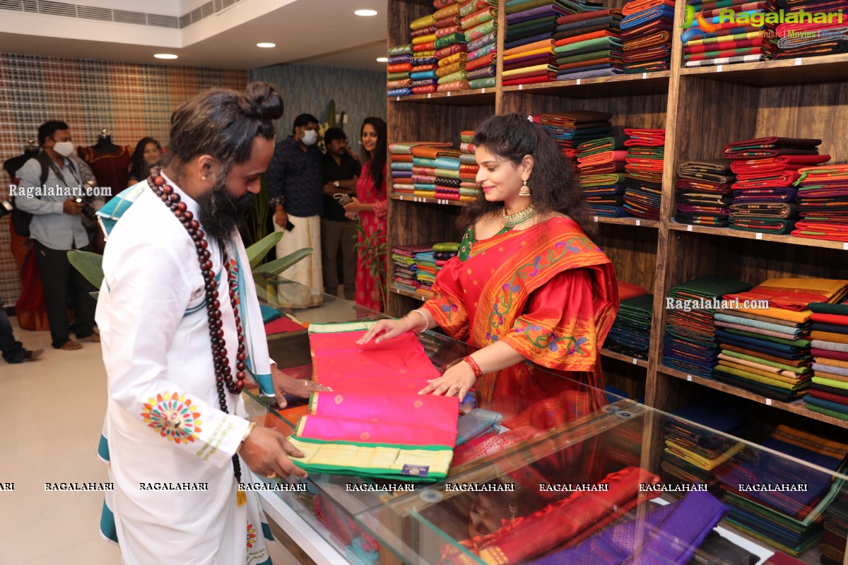 Shree Vaidiki Silks Designer Studio Launch at Dwaraka Square, Film Nagar