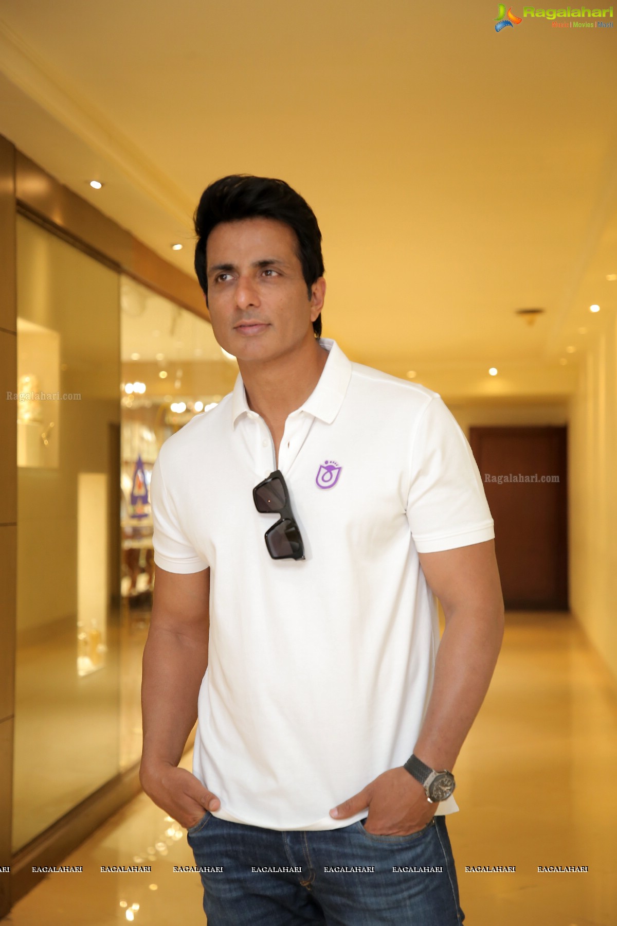 Sonu Sood Announces Expansion Plans of Ankura Hospitals