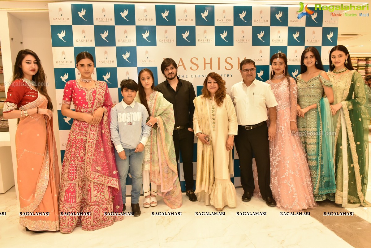 Kashish Flagship Outlet Launch at Madina Circle