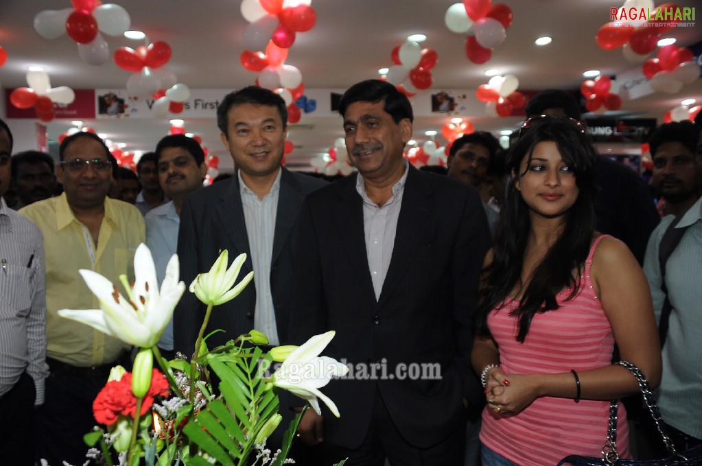 Bajaj Electronics Launch, Saroornagar, Hyd