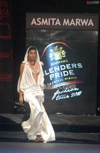 Blender's Pride Fashion Tour 2010