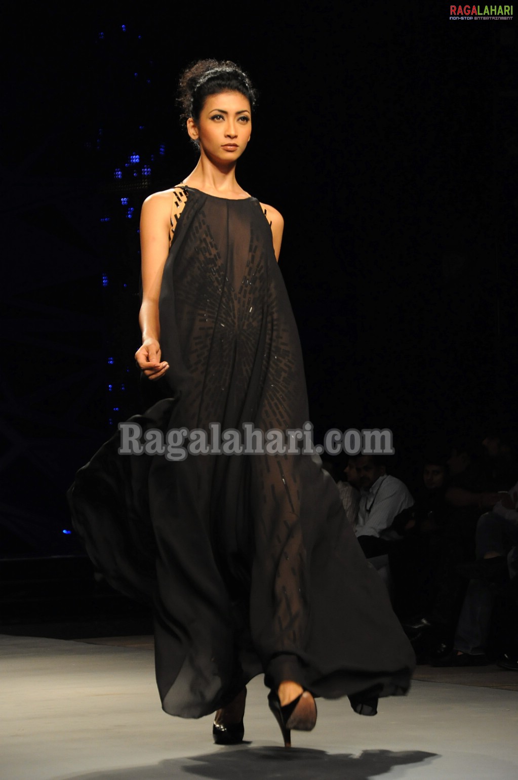 Blenders Pride Fashion Tour 2010 - Day 1