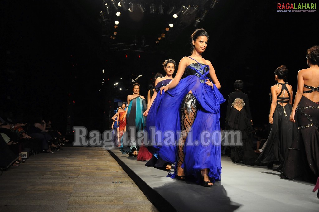 Blenders Pride Fashion Tour 2010 - Day 1