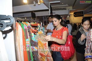 Bhumika Launches Fashion Yatra at Taj Krishna