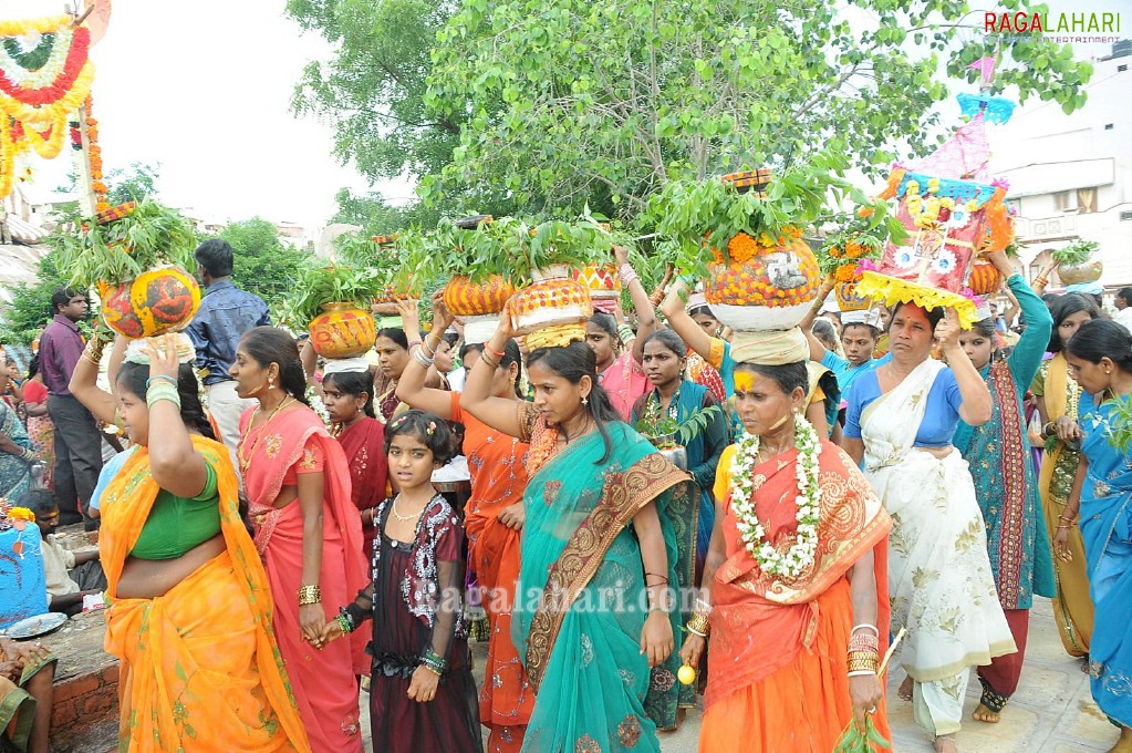 Hyd Bonaalu Fest 2010