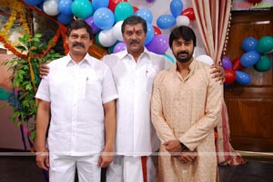 Vinod Kumar, Yamuna, Manju Bhargavi