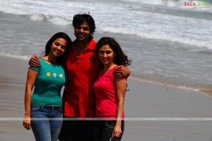 Raja, Saandip, Ravi Varma, Richa, Manjari Fadnis