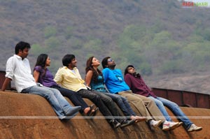 Raja, Saandip, Ravi Varma, Richa, Manjari Fadnis