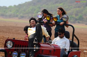 Raja, Saandip, Ravi Varma, Richa, Manjari Fadnis