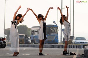 Raja, Saandip, Ravi Varma, Richa, Manjari Fadnis