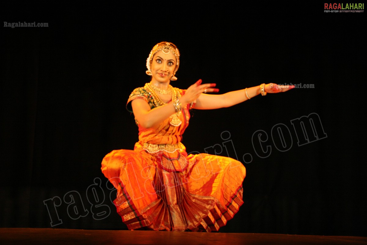 Bharatanatyam Arangetram of Kumari Aparna