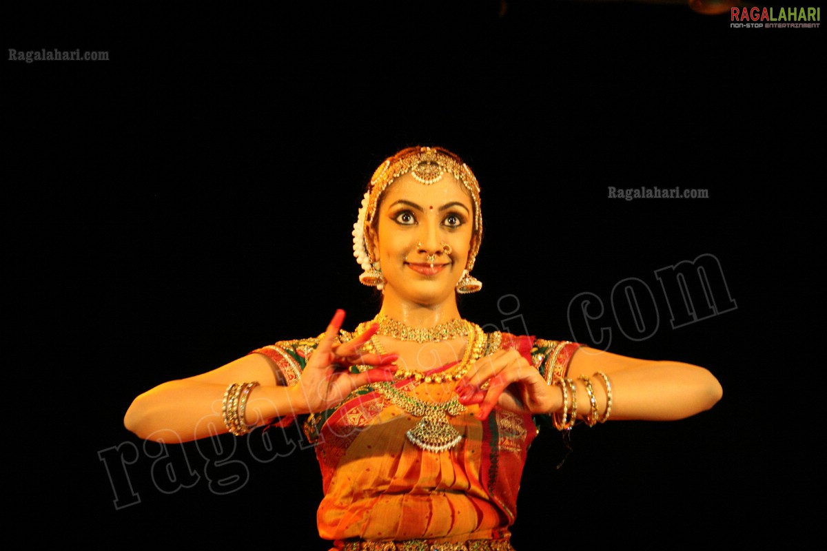 Bharatanatyam Arangetram of Kumari Aparna