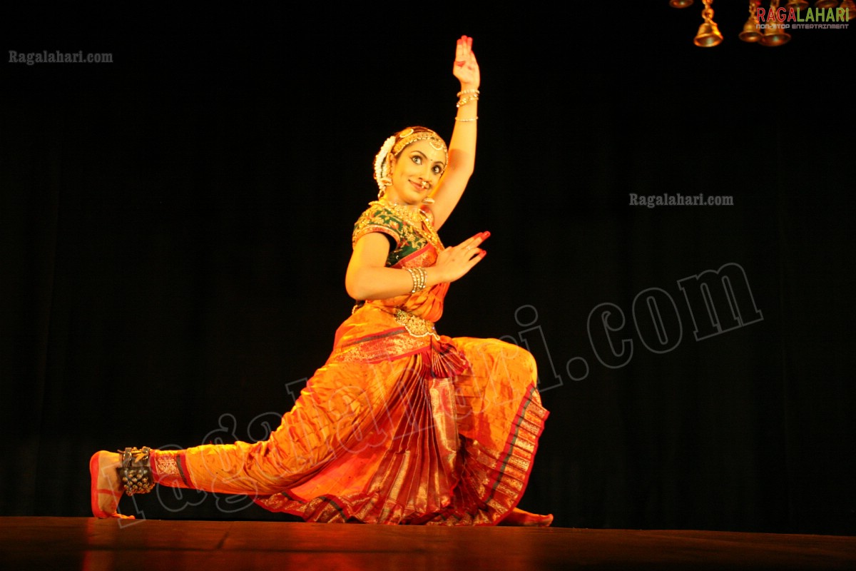 Bharatanatyam Arangetram of Kumari Aparna