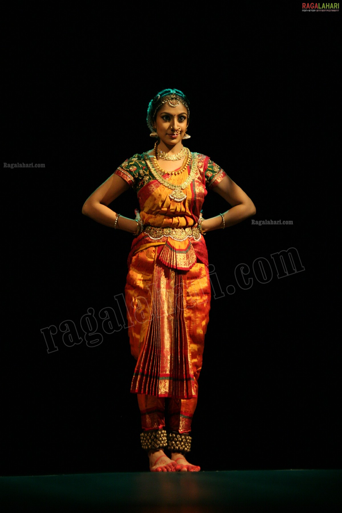 Bharatanatyam Arangetram of Kumari Aparna