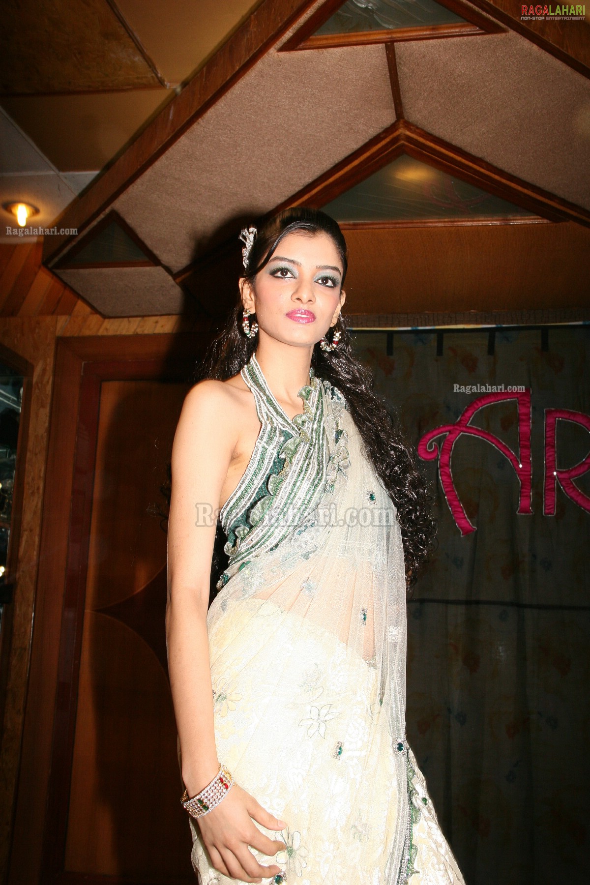 Sonia's New Collection 'Fusion' Launched at Arnia