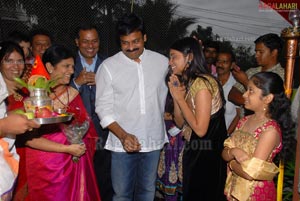 Chiranjeevi Launches Designer Bear