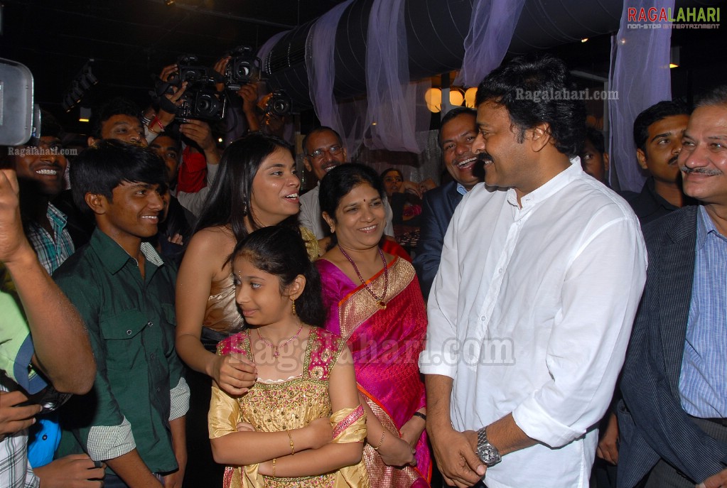 Chiranjeevi Launches Designer Bear