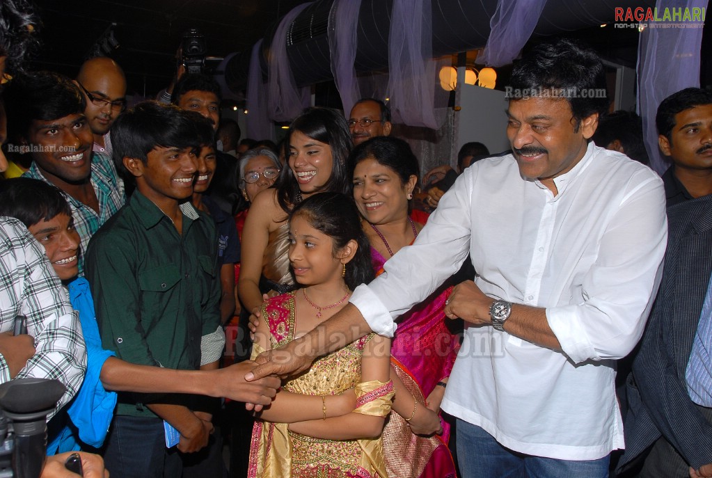 Chiranjeevi Launches Designer Bear