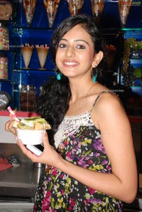 Rakul Preet Singh Launches New Flavours at Creamstone