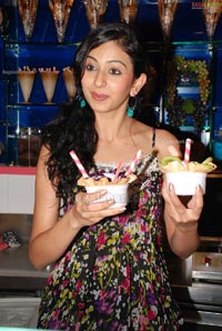 Rakul Preet Singh Launches New Flavours at Creamstone