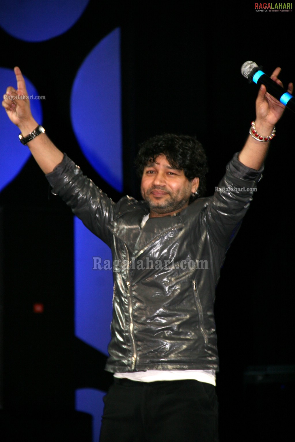 Kailash Kher's Performance at Hyderabad