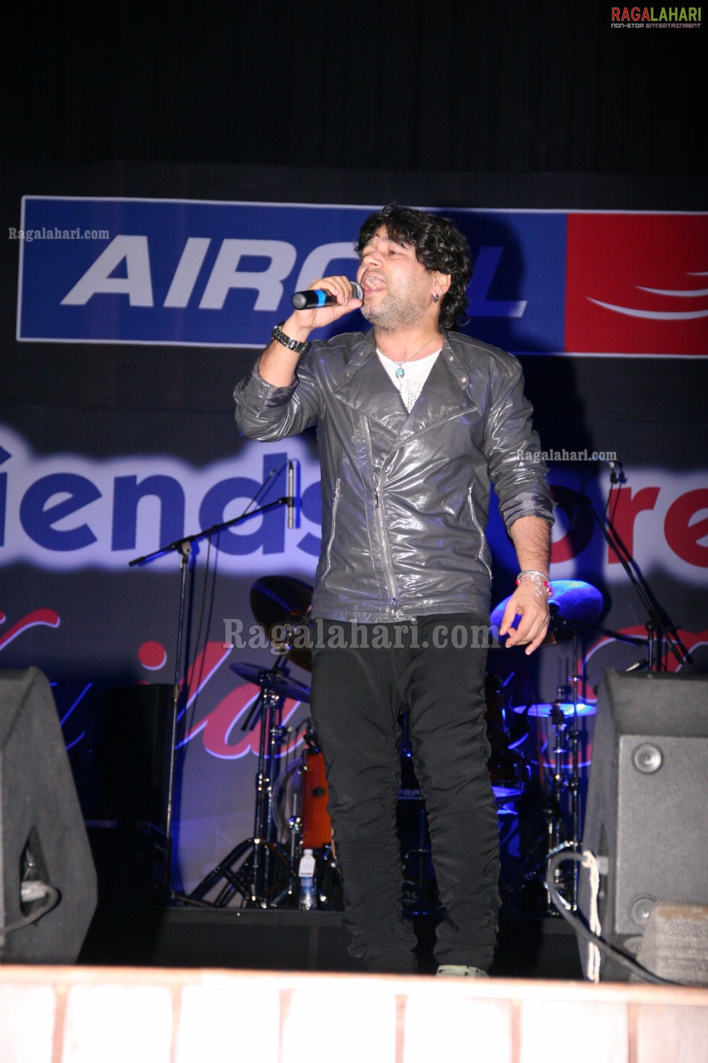 Kailash Kher's Performance at Hyderabad