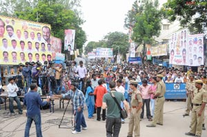 Ganesh Idols in Khairatabad for Vinayaka Chavithi 2011