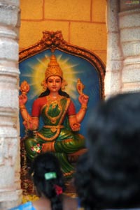 Ganesh Idols in Khairatabad for Vinayaka Chavithi 2011