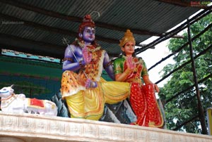 Ganesh Idols in Khairatabad for Vinayaka Chavithi 2011