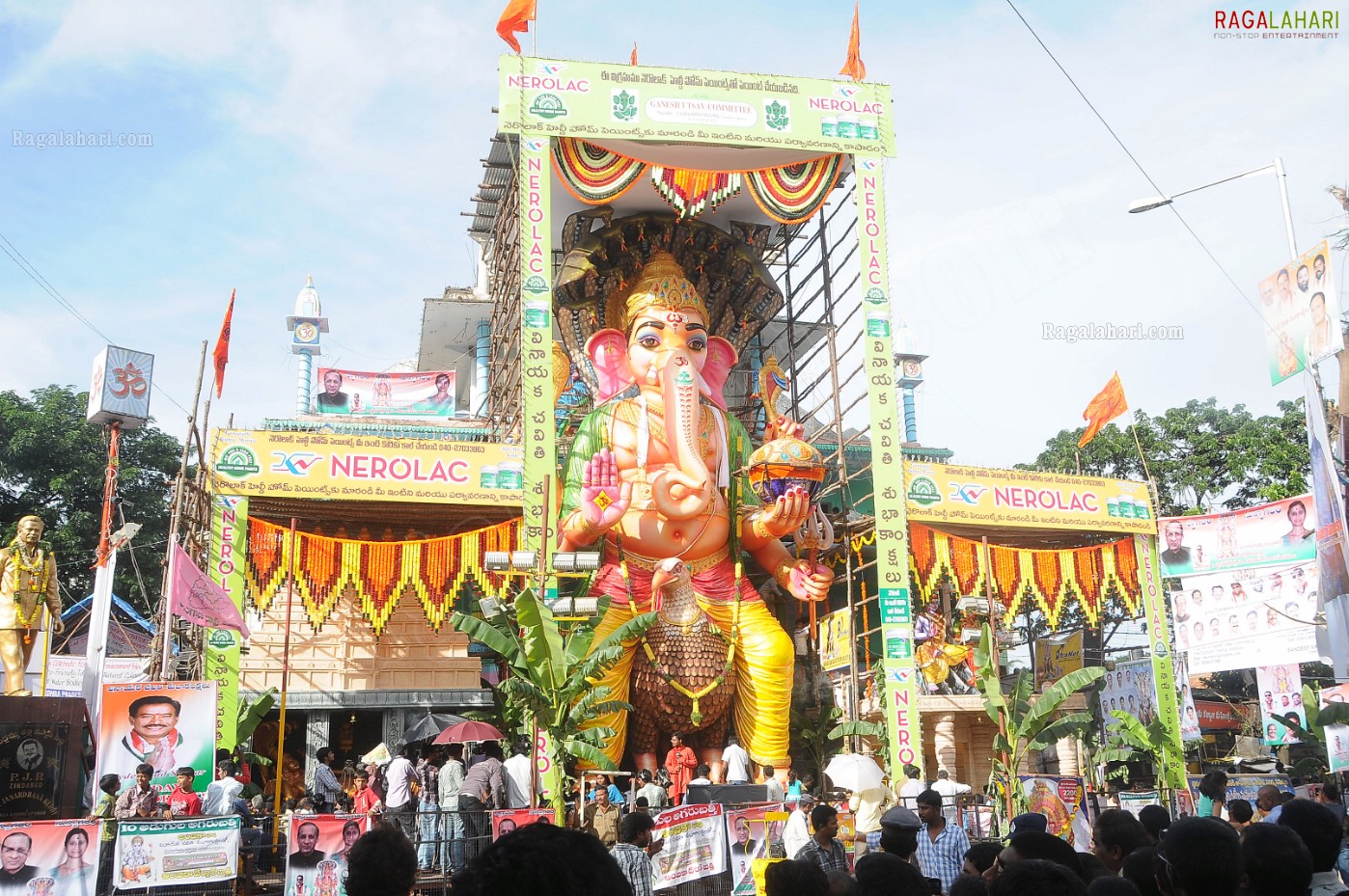 Khairatabad Ganesh Idols 2011 (Posters)