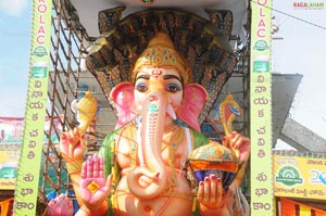 Ganesh Idols in Khairatabad for Vinayaka Chavithi 2011