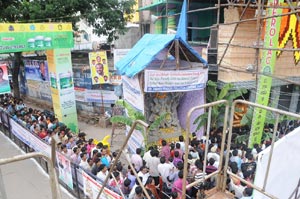 Ganesh Idols in Khairatabad for Vinayaka Chavithi 2011