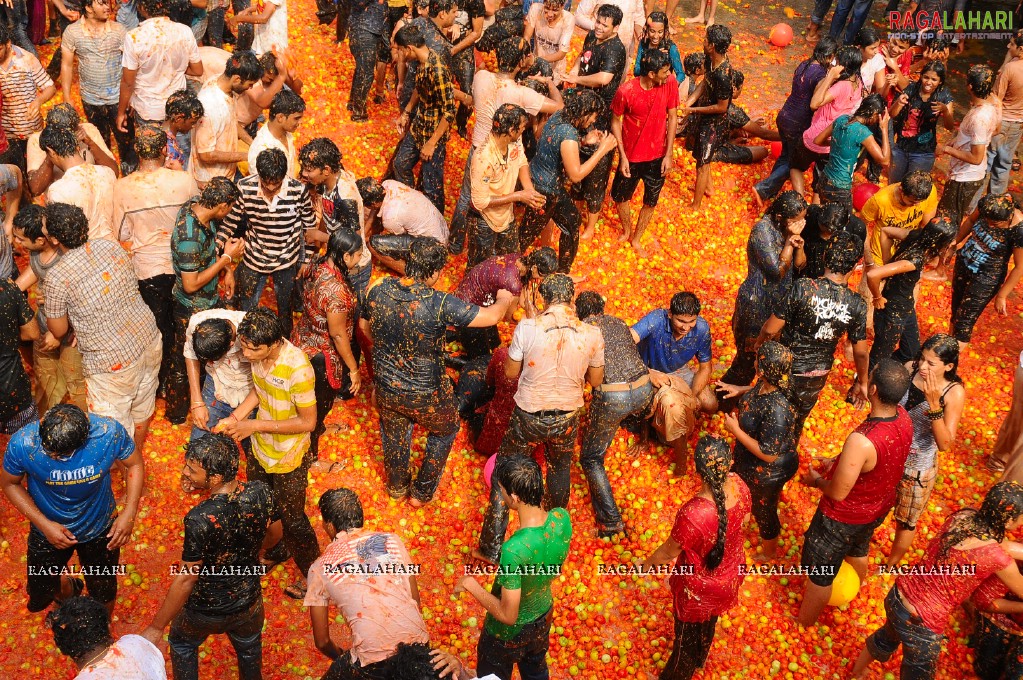 La Tomatina 2011, Hyd