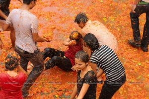 La Tomatina The Spanish Festival At Jalavihar