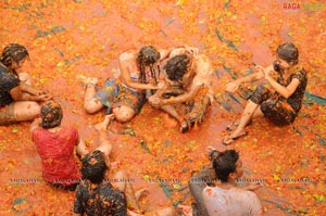 La Tomatina The Spanish Festival At Jalavihar