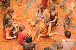 La Tomatina The Spanish Festival At Jalavihar