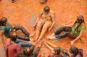 La Tomatina The Spanish Festival At Jalavihar