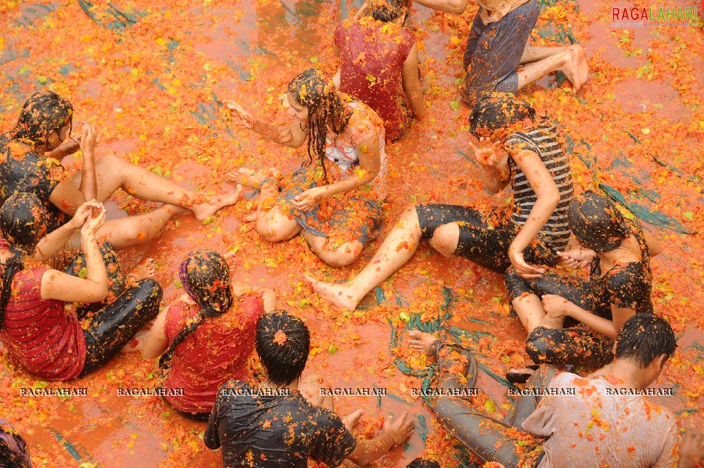 La Tomatina 2011, Hyd