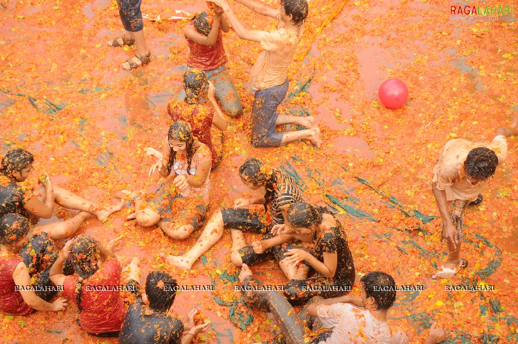 La Tomatina 2011, Hyd