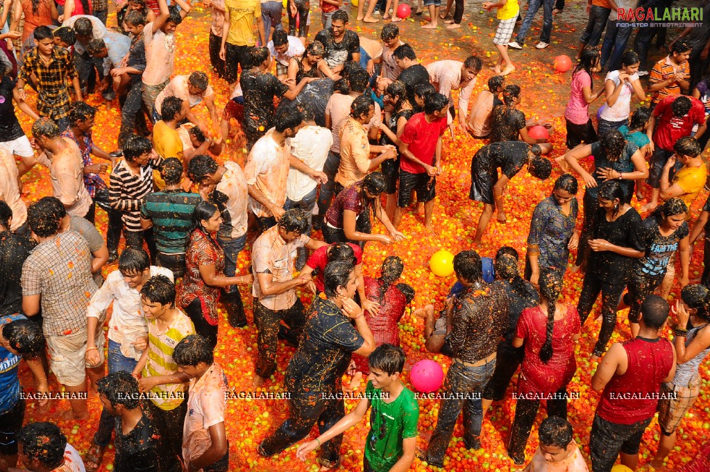 La Tomatina 2011, Hyd