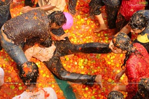 La Tomatina The Spanish Festival At Jalavihar