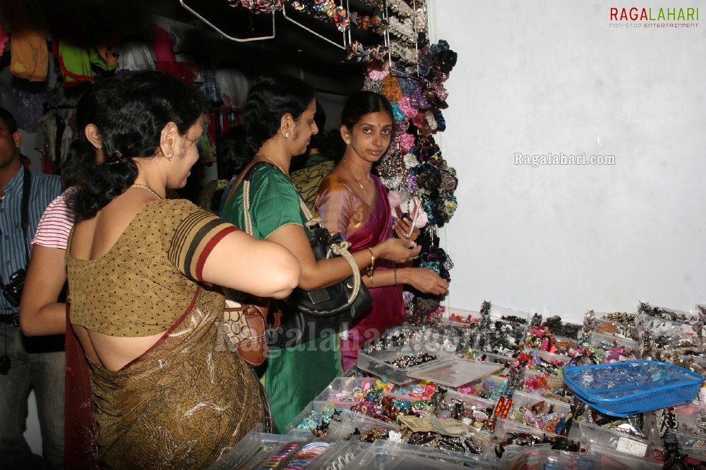 Mayees Exhibition/Sale at Taj Krishna